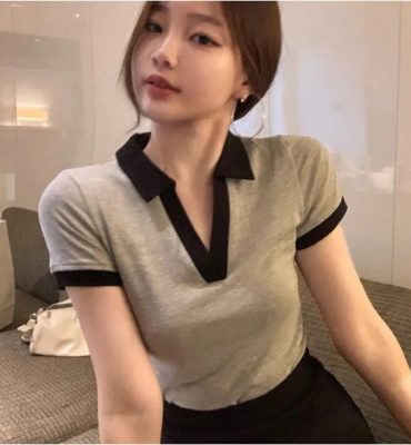 áo phông cổ chữ V